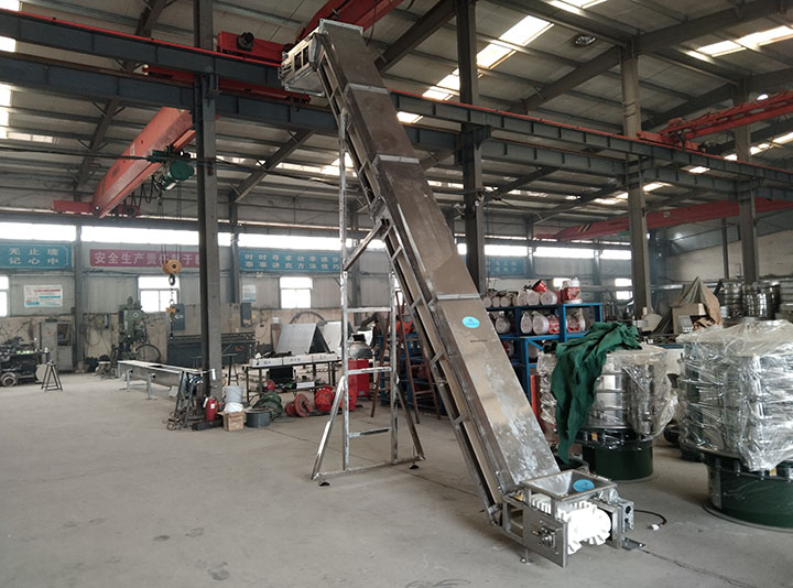 礦用皮帶輸送機(jī)